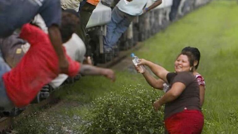 Lee más sobre el artículo Fronteras y solidaridad