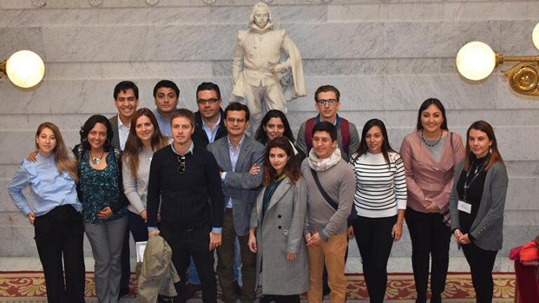 Lee más sobre el artículo Pasado, presente y futuro de la lengua española: visita a la RAE en el Programa de Liderazgo Iberoamericano
