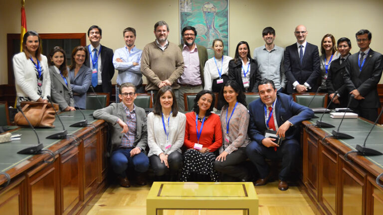 Lee más sobre el artículo Visita al Congreso de los Diputados: «si no defendemos la institución no podemos defender nuestro país»