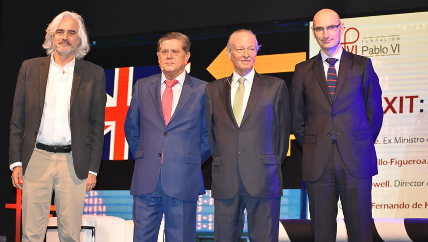 Lee más sobre el artículo Josep Piqué: “en una democracia parlamentaria no hay que convocar un referéndum jamás”