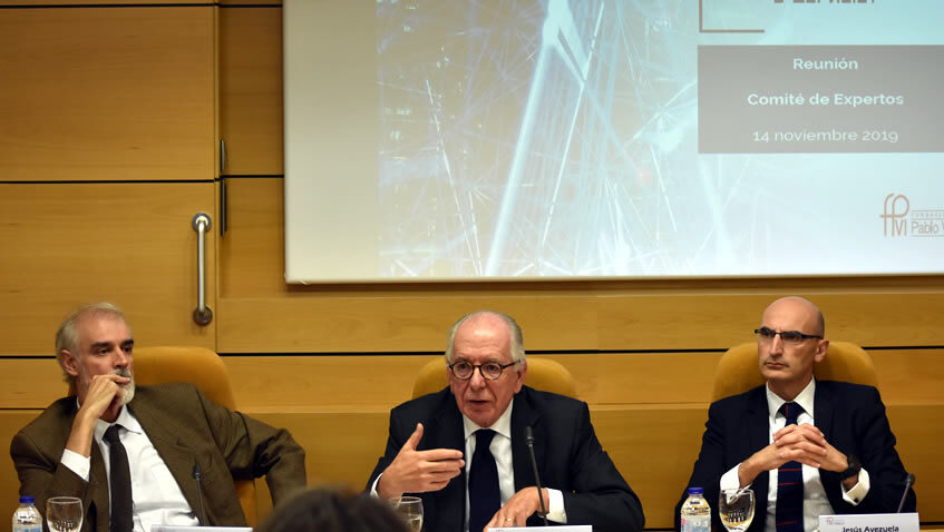 En este momento estás viendo Un debate interdisciplinar sobre el bien común y gobernanza del desarrollo tecnológico