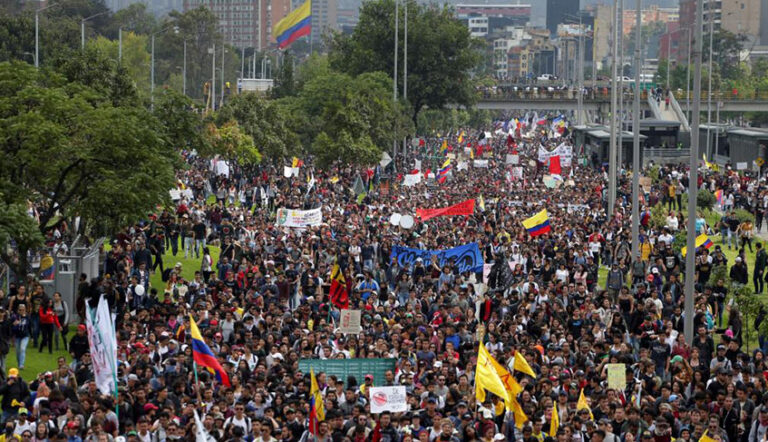 Lee más sobre el artículo Protestas en Colombia: la respuesta a un modelo económico que enquista la desigualdad