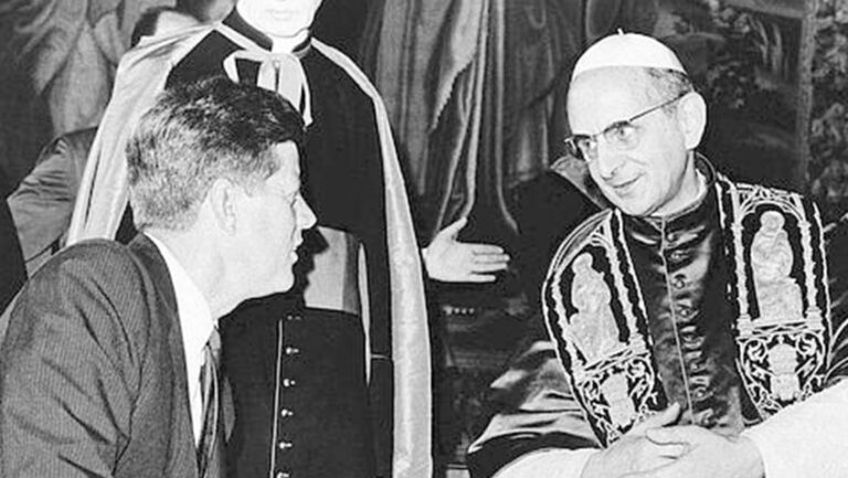 Lee más sobre el artículo Pablo VI, Papa para una humanidad compleja y en cambio