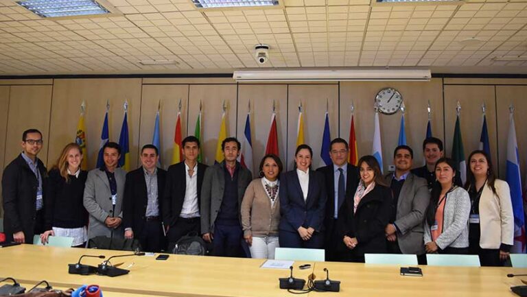 Lee más sobre el artículo Líderes para el cambio social: concluye el II Programa de Liderazgo Iberoamericano