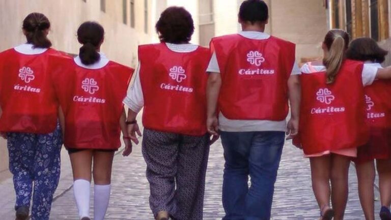 Lee más sobre el artículo “Sentado a la mesa con ellos» (Lc 24, 18)