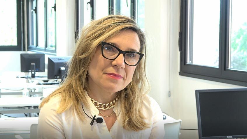 Lee más sobre el artículo Teresa Compte, directora del Máster en DSI: “la opción por la justicia sigue siendo uno de nuestros grandes desafíos”