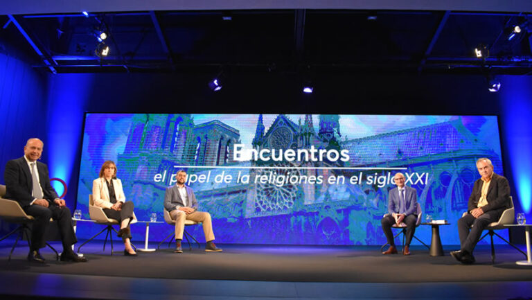 Lee más sobre el artículo Las religiones en el siglo XXI: “recuperar el sentido de la contemplación” para evitar una espiritualidad sin Dios