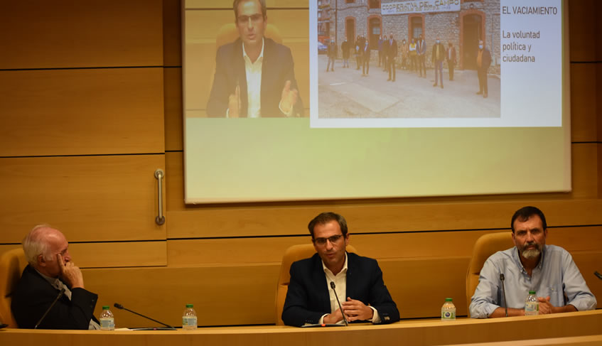 Lee más sobre el artículo Rescatar los valores positivos del mundo rural para revertir el relato de desesperanza