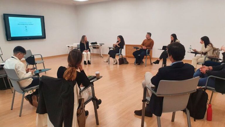 Lee más sobre el artículo Liderazgo sistémico y nuevos modelos de liderazgo organizacional