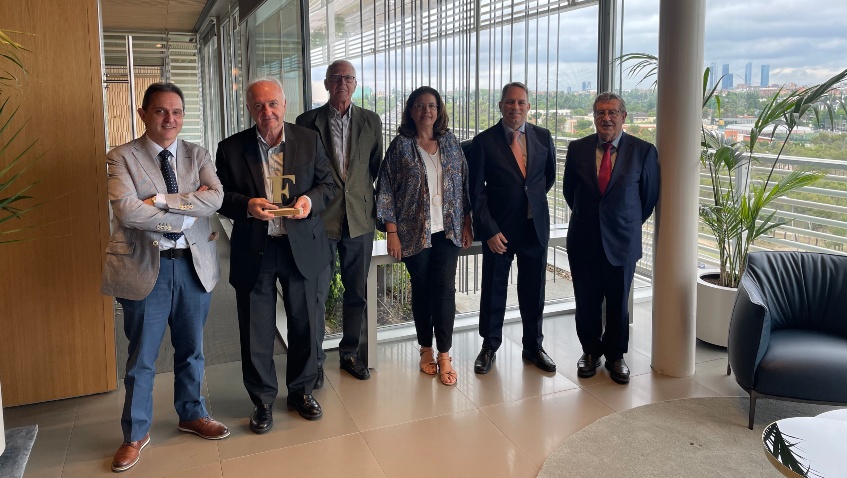 Lee más sobre el artículo El fondo Santander Responsabilidad Solidario que asesora la Fundación Pablo VI, reconocido con el premio Expansión-Allfunds