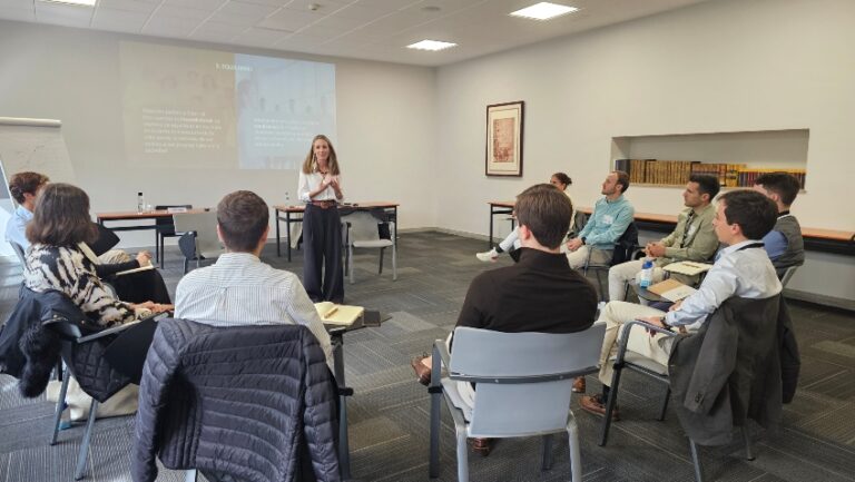 Lee más sobre el artículo Liderazgo sistémico y retos de ciberseguridad: segunda semana del programa de Liderazgo de Conexus y la Fundación Pablo VI