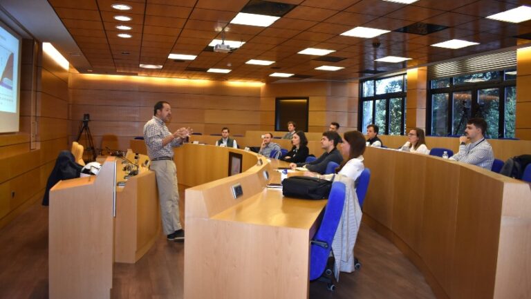 Lee más sobre el artículo La cuarta jornada del curso de liderazgo reflexiona sobre la transición ecológica y la posibilidad de una defensa común en Europa