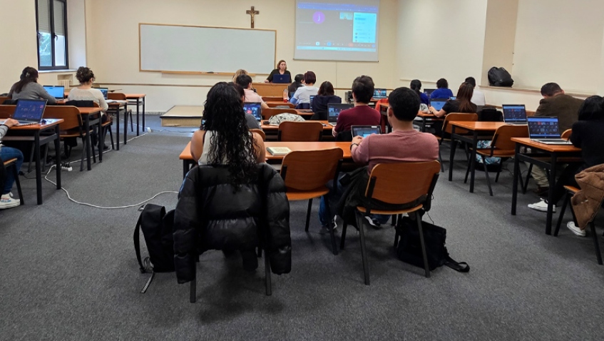 En este momento estás viendo Comienza la V edición del Curso de Transformación Digital para personas en riesgo de exclusión social