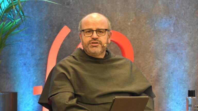 Lee más sobre el artículo Paolo Benanti, premio internacional “Economía y Sociedad” de la Fundación Centesimus Annus pro Pontifice
