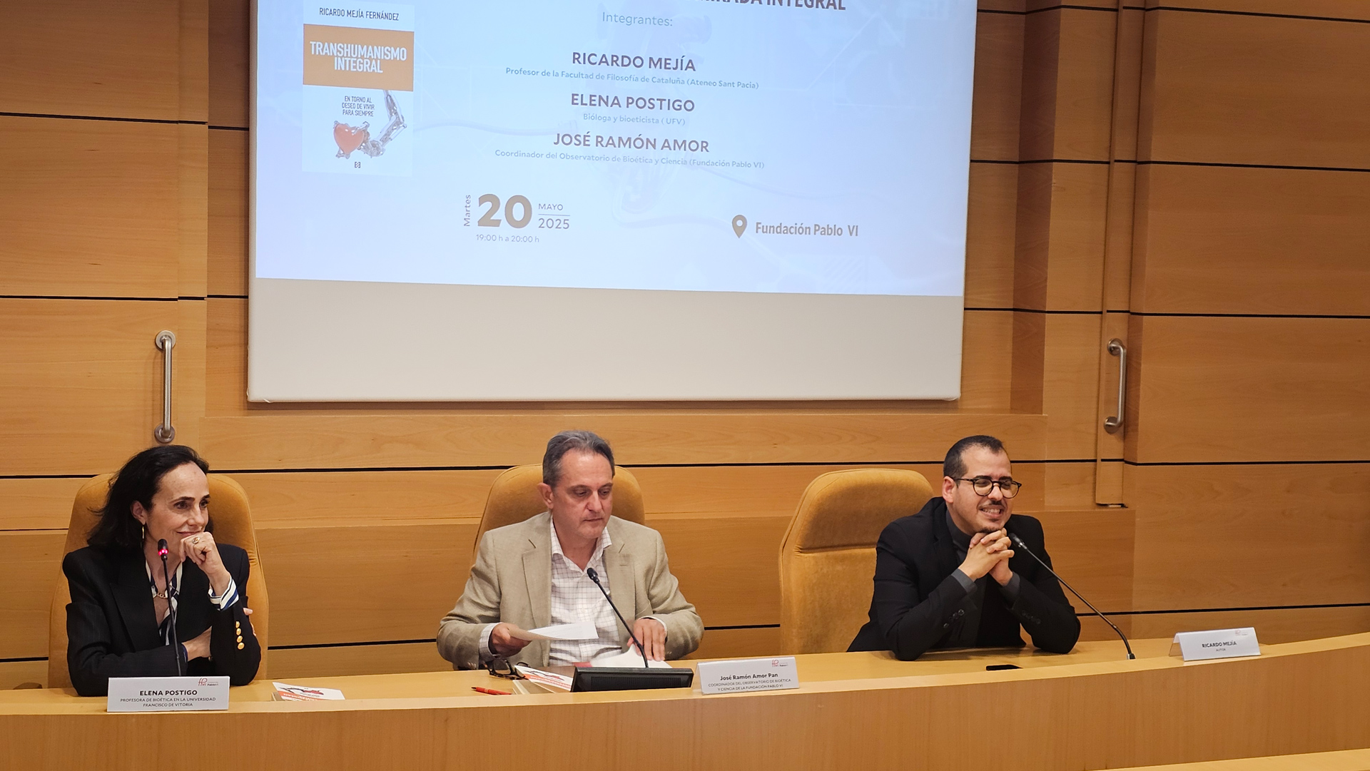 Presetación de libro sobre transhumanismo
