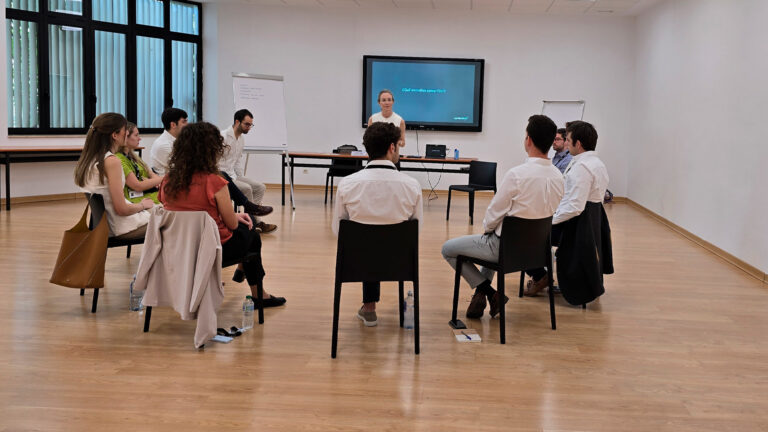 Lee más sobre el artículo Cuarta jornada del curso de liderazgo: Teoría del Bien Común y liderazgo sistémico