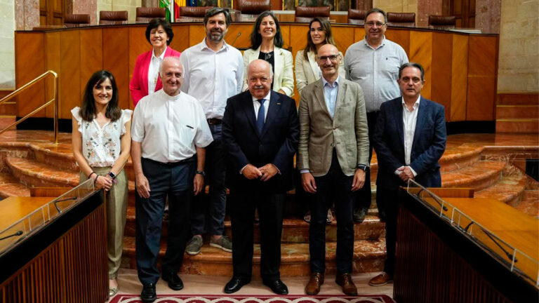 Lee más sobre el artículo Encuentro con el arzobispo de Sevilla y el presidente de las Cortes andaluzas