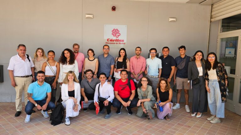 Lee más sobre el artículo Visita de los alumnos del Máster de Liderazgo para América Latina y el Caribe al Campus de Cáritas Madrid