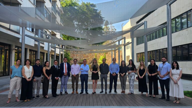 Lee más sobre el artículo Los alumnos del Máster de América Latina y el Caribe presentan sus trabajos en España