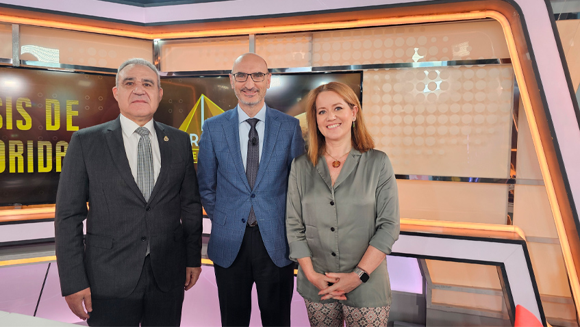 ¿Estamos viviendo una crisis de autoridad? ¿Cómo afecta esta crisis a la ciencia, a la educación o a la política?