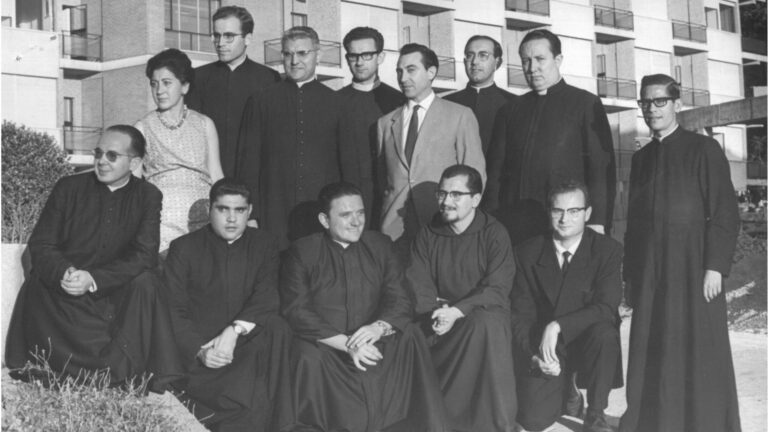 Lee más sobre el artículo La única mujer de la foto